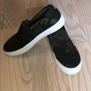Steve Madden Sneakers